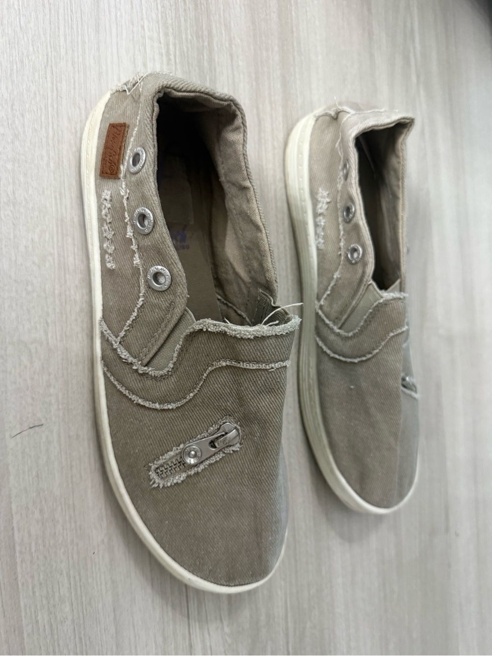 Blow Fish Slip-On Canvas Sneakers - Taupe- Sz 9